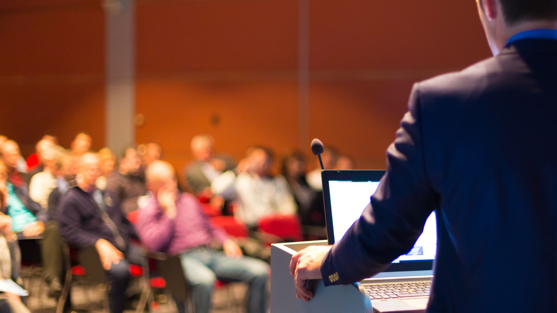 投資家プレゼンの成功法則とは？知っておくべき重要ポイント！投資家の心を掴むプレゼン術と実践テクニック