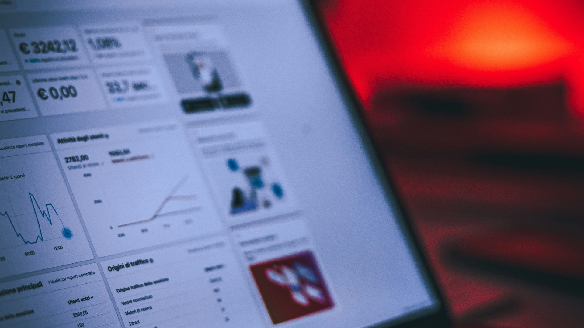 BtoBマーケティングとBtoCマーケティングの違い